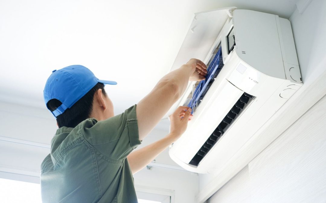 Ductless mini split heating and air conditioning service in Sandy